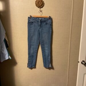 Cat & Jack Women's Cropped Blue Jeans